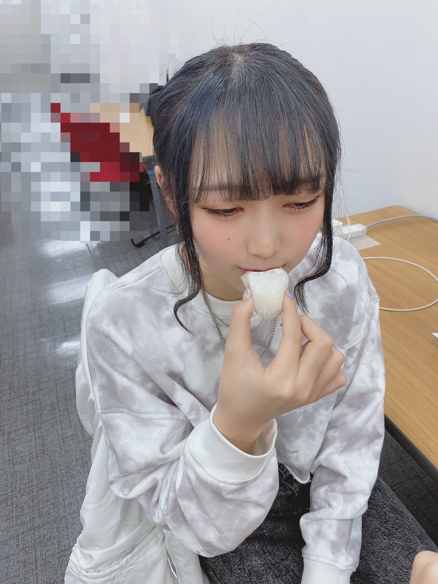 R_ko__9's tweet photo. 何見てんのヨ^_^ https://t.co/xWGtP7XNh0