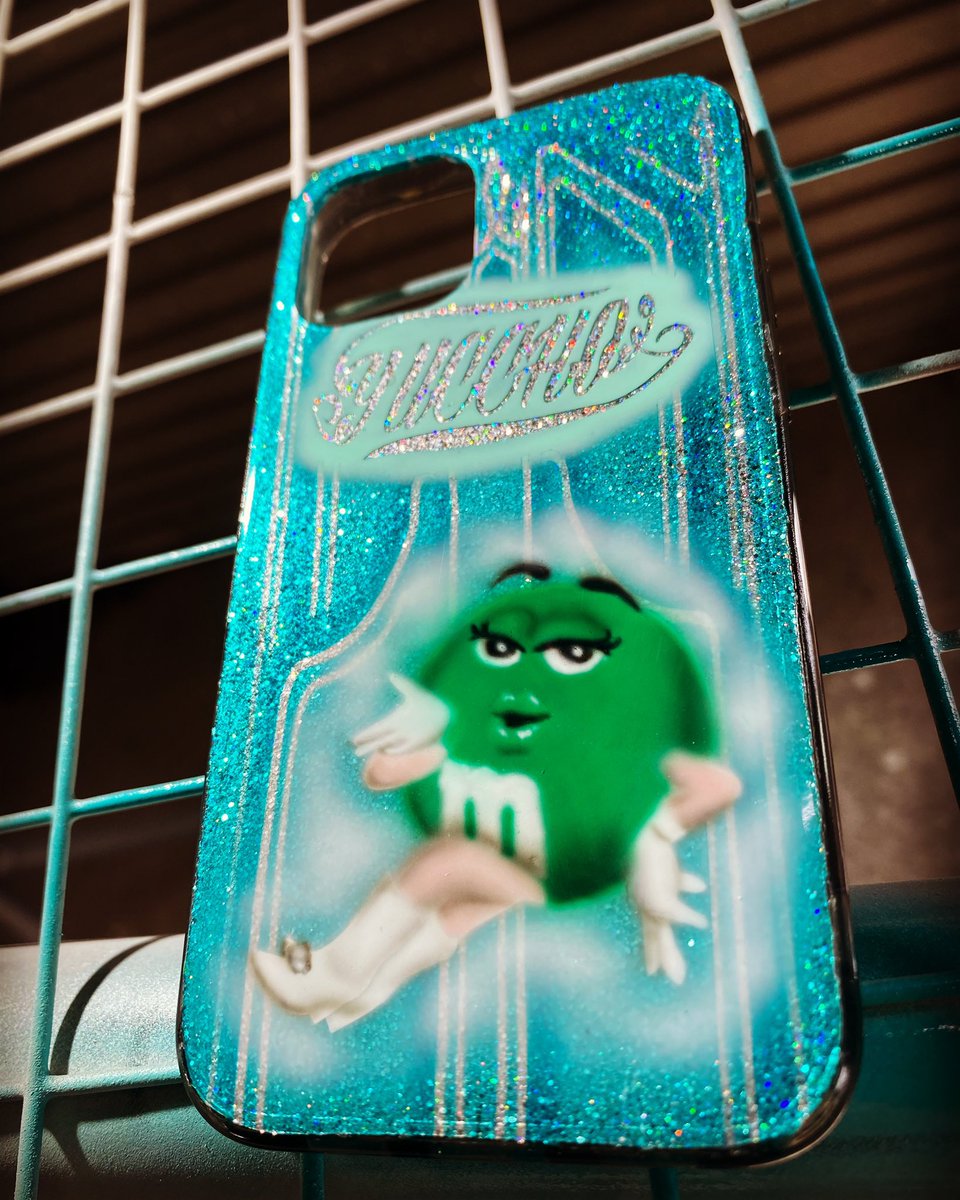 feelcustompaint's tweet photo. .
このサイズはなかなかでした！😎🖖🏾

#iphoneケース #グラフィック #ローライダー #カスタムペイント #custompaint #エアーブラシ #携帯ケース #山形 #feelcustompaint https://t.co/nK6EBgE8mL