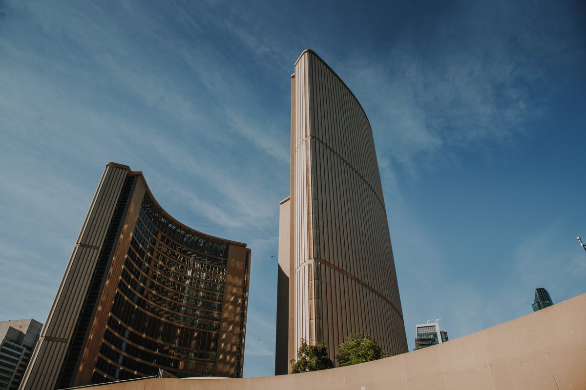 inmotionre's tweet photo. Marketing in commercial real estate takes its own set of tools to succeed, so we've compiled our Top 10 Marketing Tools for Commercial Real Estate | inMotion Real Estate Media: 
⚡️⚡️⚡️
https://t.co/3PpA1LAUeE

#cre #digitalmarketing #commercialrealestate #marketingtools https://t.co/UBG9XZDSrt