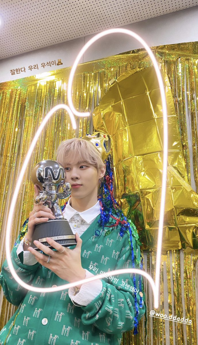 bluerose_KWS's tweet photo. Thank you stylist for these ❤️
#Sugar1stWin
#김우석슈가엠카1위축하해 https://t.co/KG2Gl5Ctpt