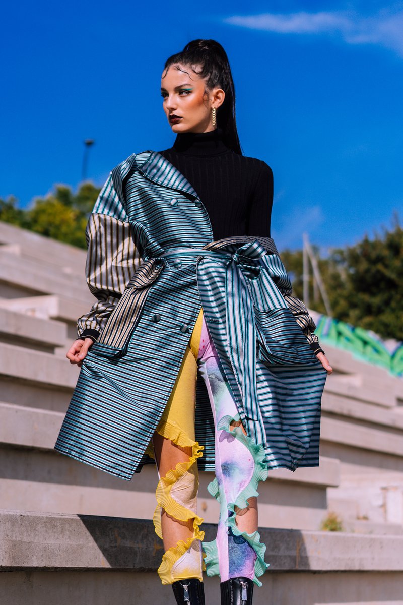 KRobustella's tweet photo. Editorial 'Yara' by @minimal_tv
stylist @alba.stylist
muah @merysearm
model @yaracernich
KR trench coat &amp; leggins https://t.co/6HugeZGIv0 https://t.co/RB2w1bciXh