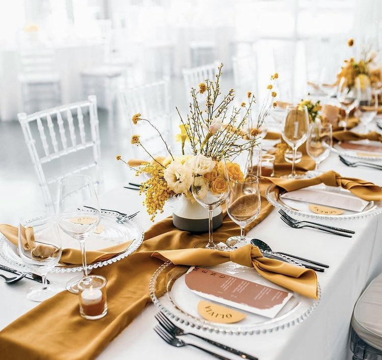 AmsabEvents's tweet photo. How do you want your table setting?
A great table setup creates a beautiful atmosphere for all event types ⭐️⭐️❤️❤️❤️❤️❤️⭐️⭐️⭐️
Designed by: @SEREvents 
Reach out to Amsab Events today for all your  #eventplanning #eventconsulting and #catering needs. 
#amsabevents #UniquelyAmsab https://t.co/JqzEiNogdZ