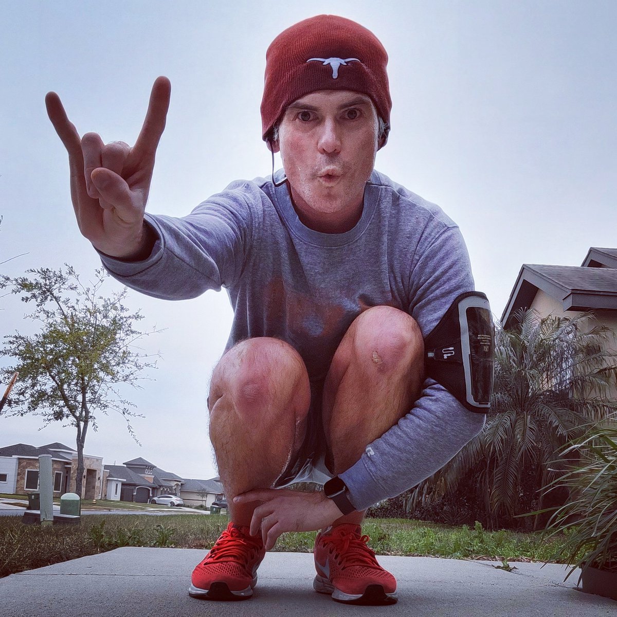 ErnieRuns's tweet photo. 45-degree #weather?
I'll take it!👊
🏃🏃🏃
💪💪💪
🤘🤘🤘
#February #FebruaryMiles #run #runner #runningmotivation #workout #workoutmotivation #HardknoxLegs #TeamULTRA #LiveULTRA #doitforthecheers #Wednesday #WednesdayMotivation https://t.co/Jpp6BQrGb4