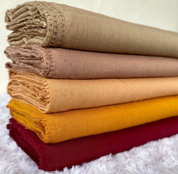 arifxh___'s tweet photo. Our new colloction 😍

Eyelash Cotton Shawl‼️

RM17 

Material: Cotton 
Finishing: Eyelash 
Measurement: 1.8m x 0.75m 

Available for postage 🚚 https://t.co/bbJtqZQkhQ