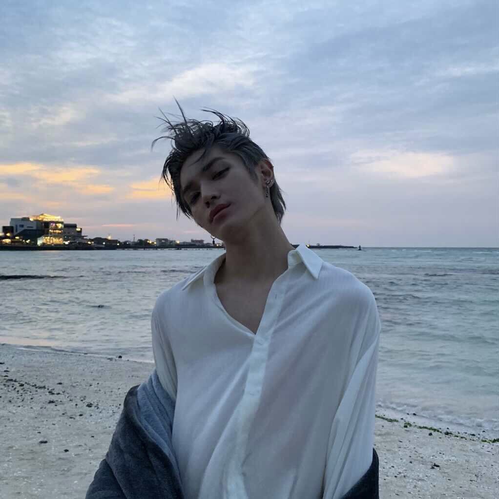 701archive's tweet photo. taeyong's ig icon https://t.co/iOcEEdE5mf