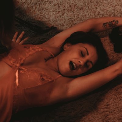 #NewProfilePic https://t.co/ox9EOS2avx<a href="/tag/newprofilepic"class="tags">#NewProfilePic</a>