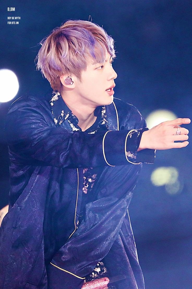 The side profile of Kim Seokjin An important thread~