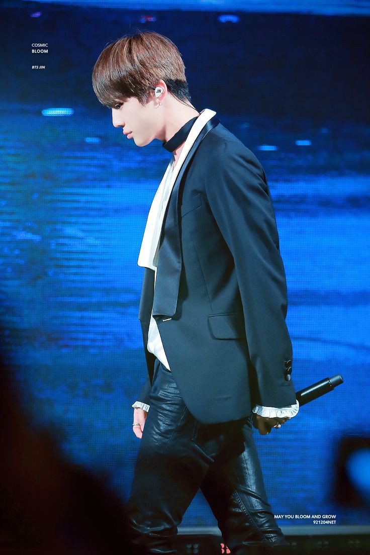 The side profile of Kim Seokjin An important thread~