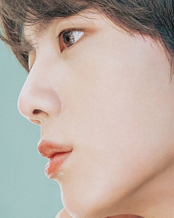 The side profile of Kim Seokjin An important thread~