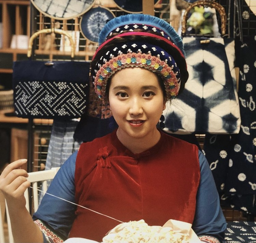 LtlSurprisesCo's tweet photo. Unbelievably excited to chat to Yiran owner of Yi Crafts on Sunday about the stories behind her craft! We will be talking about crafting history, how craft can bring people together &amp; why it’s so important to take part in these hobbies over Lockdown. I cannot wait!! #sashiko https://t.co/Vfk0venZLp