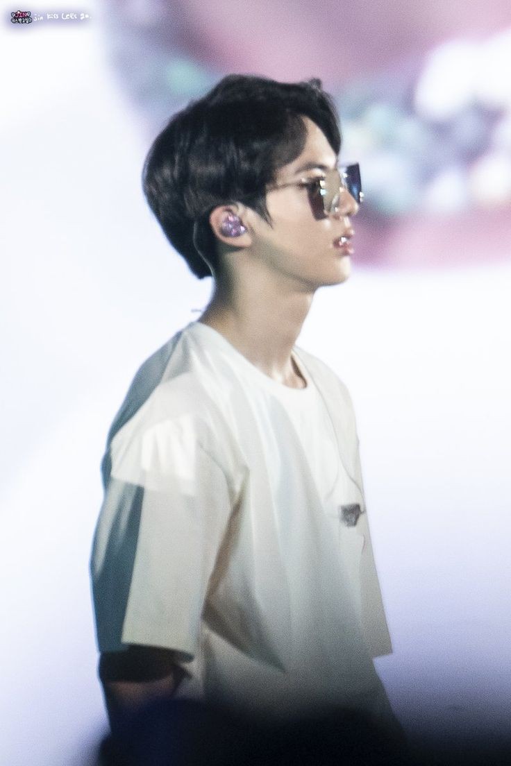 The side profile of Kim Seokjin An important thread~