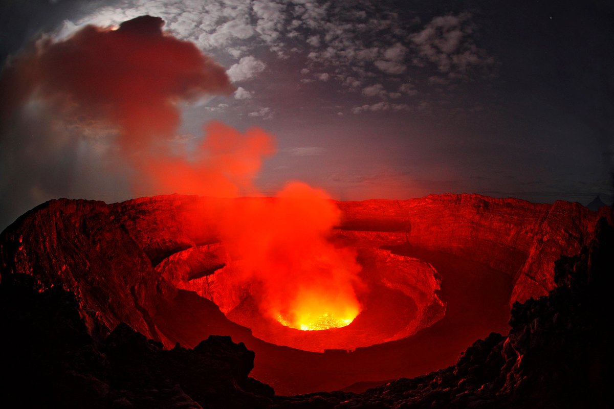 east_facts's tweet photo. FACT: Mt. Nyiragongo in the Democratic Republic of Congo is responsible for 40% of the historical volcanic eruptions in Africa.

The mountain is considered to be the most dangerous volcano in the world. https://t.co/ZyXpXTMO1q