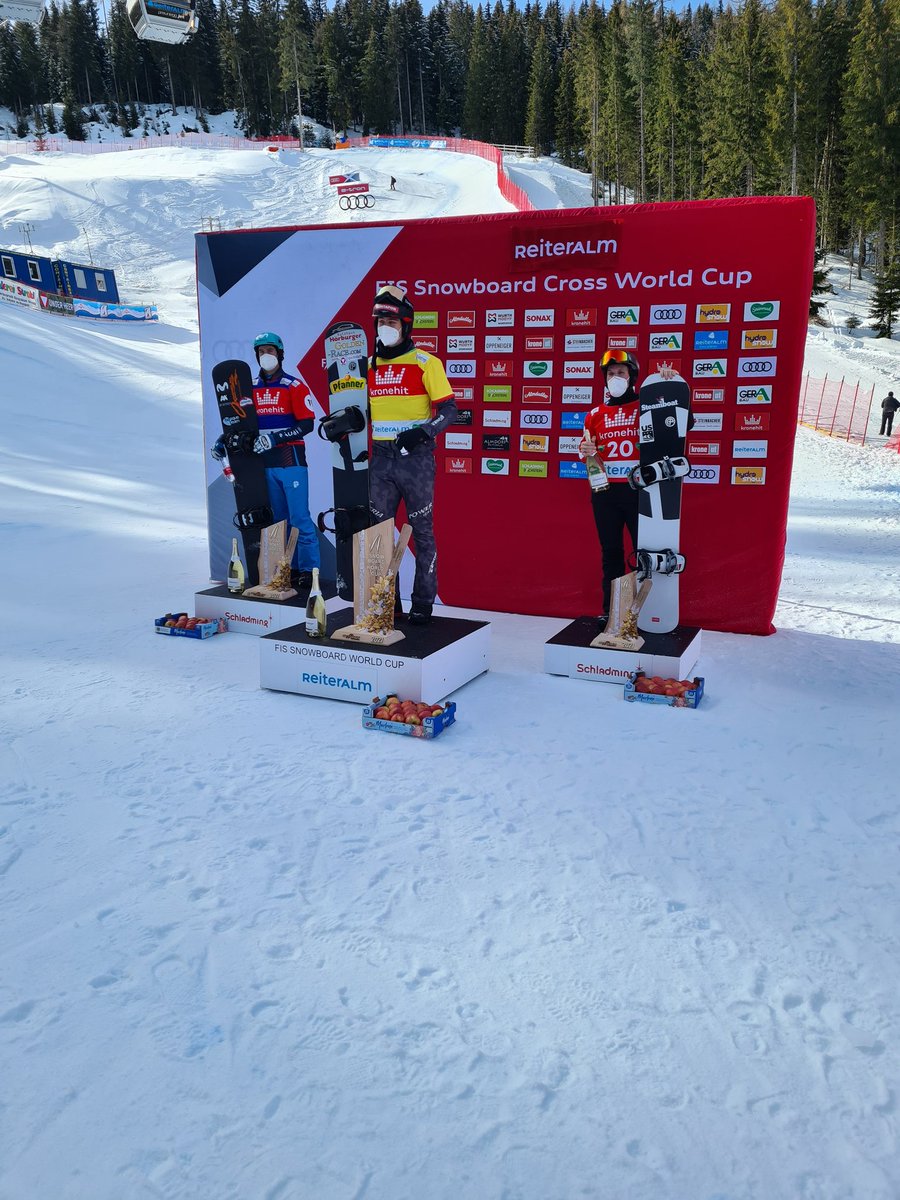 fissnowboard's tweet photo. Men's SBX podium in @reiteralm: 
1- Alessandro Haemmerle🇦🇹
2 - @lucaseguibar 🇪🇸
3 - @mickdorff 🇺🇲
#fissnowboard #snowboardcross #podium #reiteralm https://t.co/Kgtsk9bqaS