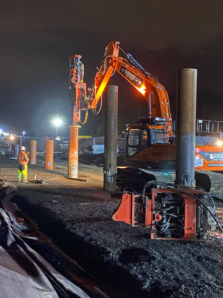 Ianorr19's tweet photo. Our Doosan DX300 installing 610 diameter steel tubes, using our SG60v Movax and impacted by Movax DH25 impact hammer. This job was carried out over a 72 hour period, for loyal a rail customer.

#doosan #steeltubes #tubularpiles #impacthammer #movax #railway #rails #burnside https://t.co/XNHBOqJ21L