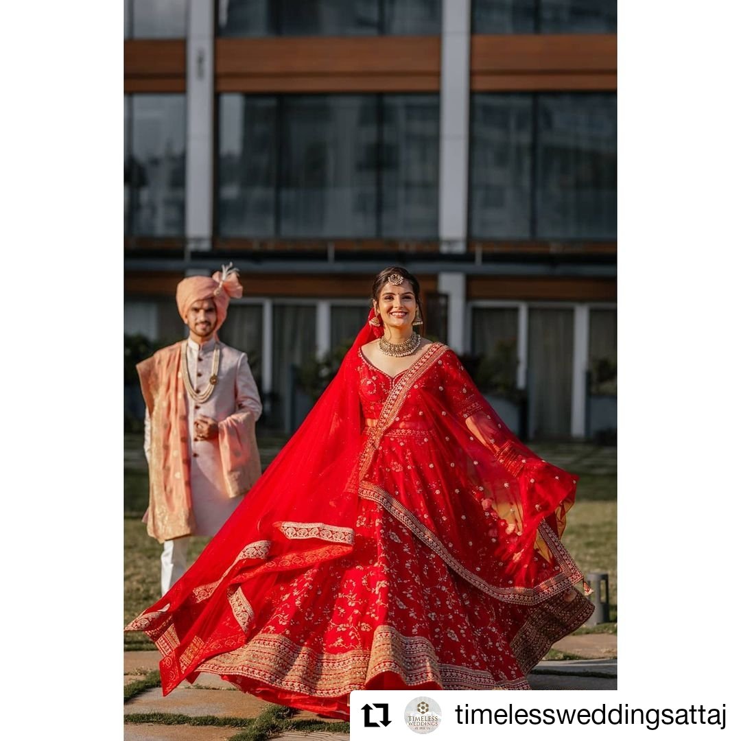 tajmgroad's tweet photo. #Repost @timelessweddingsattaj
• • • • • •
Taj MG Road
Radiant blue skies, enchanting floral beauty, and breathtaking modern opulence graced the intimate wedding celebrations of Aparna & Deepanshu at @tajmgroad✨
📷 @glaamourstudio
#TimelessMarriages https://t.co/2oqsPn24RZ