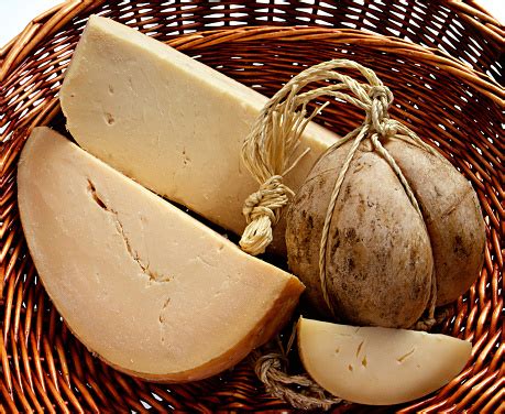 GoldenOxen's tweet photo. @Name54377535 @claimenza @BillGates Capicollo is Heaven on Earth.
Don't forget the provolone. Magnifici!
#capicollo #provolone #heaven #ItalianHeaven #Magnifici https://t.co/cBJTZEhAi3