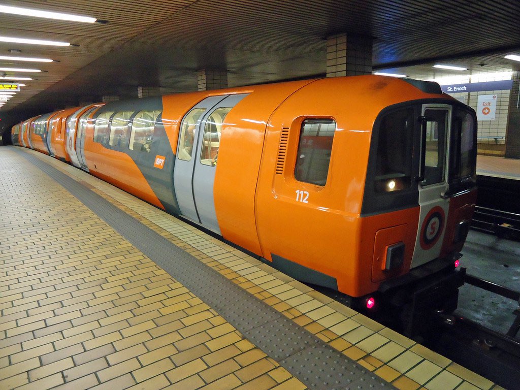 Trains as biscuits. Glasgow Subway and ginger nuts  @GlasgowSubway