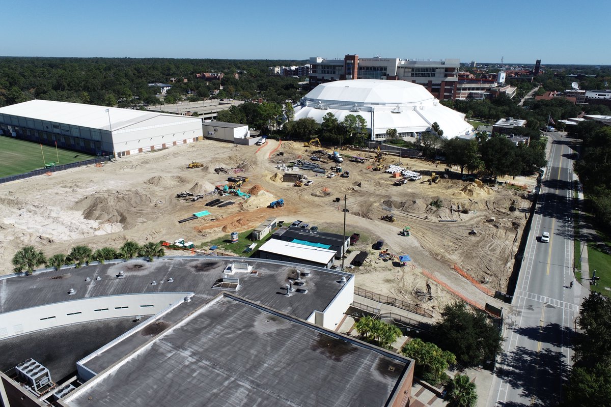 GatorBoosters's tweet photo. Dawn of a new #GatorGameChanger...

Rising of the next one...

Be part of "The Team Behind the Teams" and make of gift on  Gator Nation Giving Day to support these projects!  #AllForTheGators 

https://t.co/RfAqQ0RKrq https://t.co/46BWR17svN