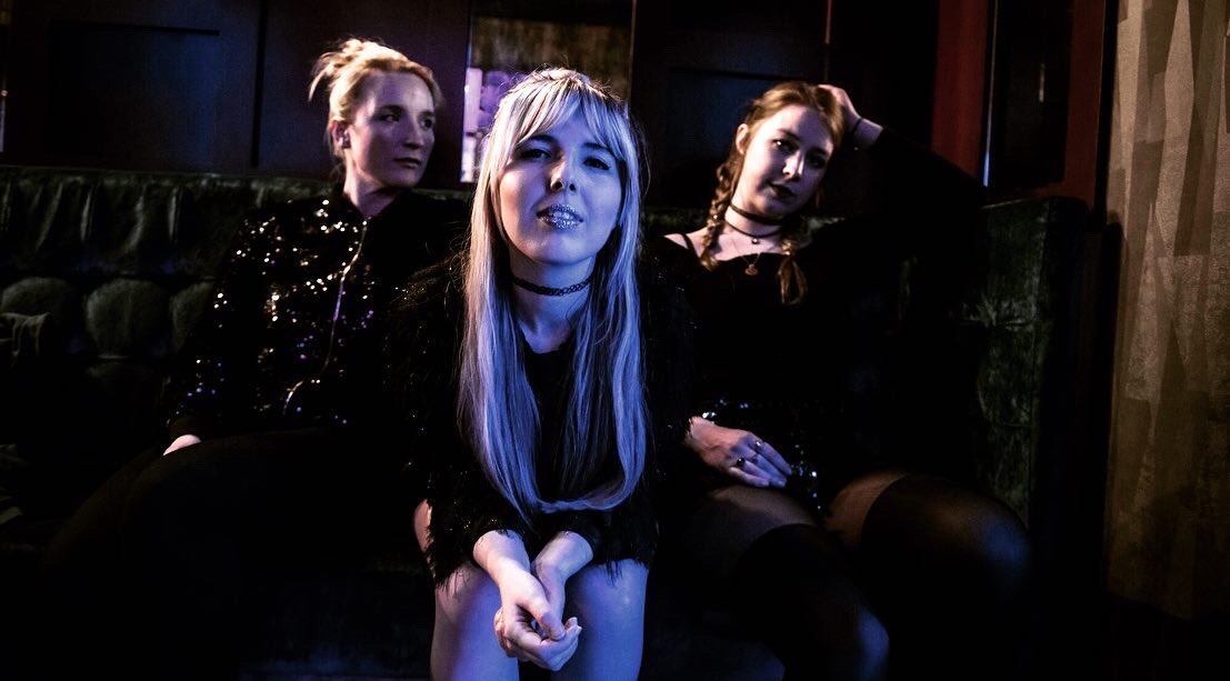 So grateful to have been selected as part of @outputbelfast 50 conversations in music🔮✨It features industry chats w/ NI artists like <a href="/garysnowpatrol/">gary lightbody</a> <a href="/soaksoaksoak/">SOAK</a> &amp; more. 

Check out our convo w/ BAFTA nominated TV composer @sheridantongue outputbelfast.com 
📸<a href="/CKerr_92/">Conor Kerr</a>