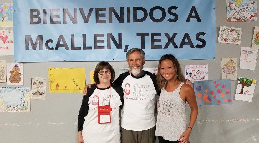 Carry_theFuture's tweet photo. A little #TBT post for today, featuring one of our first teams to visit the Texas/Mexico Border. Here's to hoping we can resume distribution teams again in the future!

#CarrytheFuture #RefugeesWelcome
#SoMuchGood #CanDoSomething https://t.co/8sOkizSmke