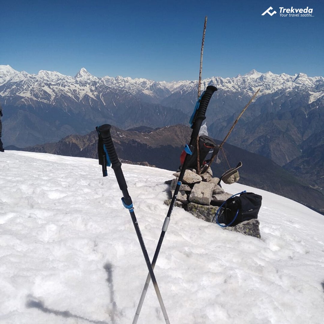 Trekveda's tweet photo. It is in the still silence of nature where one will find true bliss.
Follow us on Instagram for more feeds stories:
@trekveda 
Visit our website for exploring our upcoming treks and new updated articles:
https://t.co/AVOkmwCjAb 
#travel #travelphotography #photography #nature https://t.co/kJeQpbRHfq