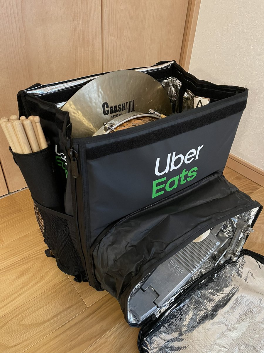 Uber Eatsのあのバッグ 通称ウバッグ ドラムセット Dj機材 災害グッズなどめちゃ広い用途に使えて万能 ウバッグ最強か Togetter Uber Eatsのあのバッグ 通称ウバッグ ドラムセット Dj機材 災害グッズなどめちゃ広い用途に使えて万能 ウバッグ最強か Togetter