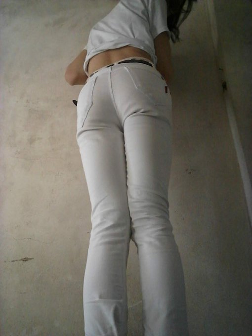 3 pic. ?Hola chicos ahora pueden seguirme en #instagram también! ? #Erotismo #suave Hey guys now you