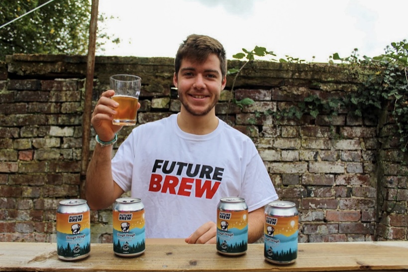 voicefmradio's tweet photo. 🍻The Southampton Student turning bread into beer -  Dimitris Stoivis calls it Future Brew and he’s on Your Green Voice with Xan Phillips between 2pm and 4pm today!! 

@FutureBrewbeer Future Brew https://t.co/dYStttGwFR