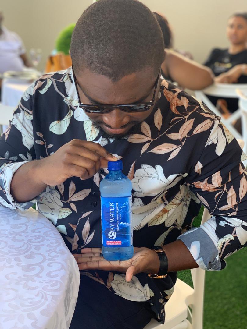 _JulysVeryBest's tweet photo. Hello Twitter, 
My name is Marisca, My brother recently acquired a small water business,It has been quite challenging. Could you please help me push this brand by buying and retweeting. My customer might be on your TL. It comes in 600ml and 350ml. https://t.co/4uA97APfDM