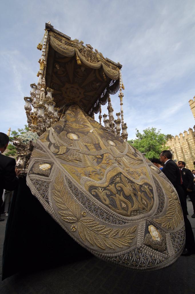 Jueves desde el bendito Manto del Recadero...💙
📷¿?
⛪ @Hdadlosnegritos 

#comounbuencofrade #juevesanto 
#angelesnegritos #hdadnegritos #semanasantasevilla #sevilla #ella 
instagram.com/p/CLcOvOHnY8s/…