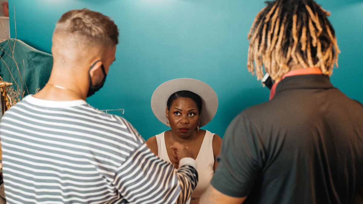 BuiltDiffPGH's tweet photo. BTS while preparing to record with a Pittsburgh LEGEND Nisha Blackwell @Knotzland https://t.co/hKtoJ7IsSU