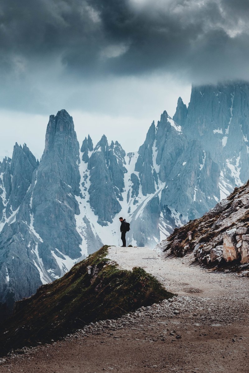 Adam_Firman_'s tweet photo. Mountain pathway https://t.co/SqIUPlT7dM