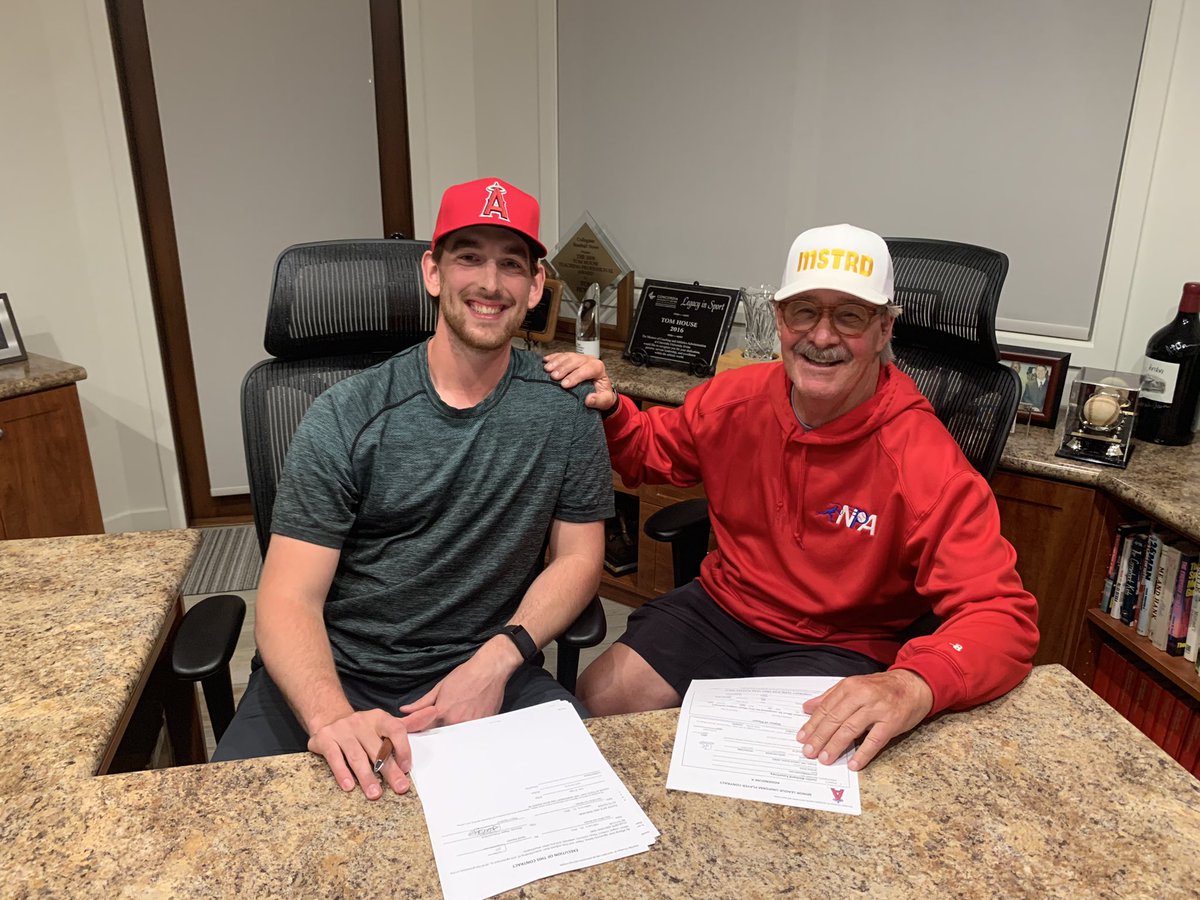 Justin Courtney tweet media