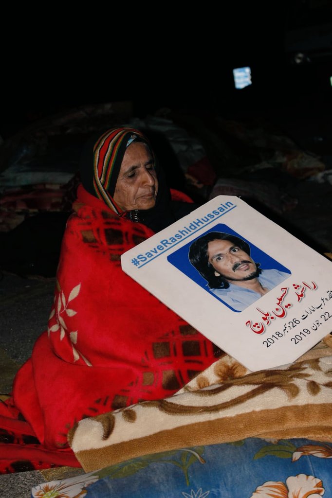 ہم وزیراعظم <a href="/ImranKhanPTI/">Imran Khan</a> کی جانب سےتسلی بخش جملےسننے کےمنتظر ہیں وہ جملےجو ان مظلوم ماؤں کےزخموں پہ مرحم رکھینگےاوریہ امید بھی کہ اب ہمارےساتھ وہ ماضی کی روایت جس میں مسخ  شدہ لاشیں لوٹائی جاتی رہی وہ برقرار نہیں رکھاجائیگا بلکہ ایک خوش اسلوب طریقےسےبذریعہ ملاقات مسلہ حل ہوگا