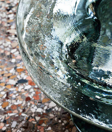 NYDC's tweet photo. The story of Poppy. @cliffyoungdesign's exclusive new cocktail table design story begins on the tiny Italian island of Murano, which is steeped in the tradition of glass blowing. 

Learn more about the latest from Cliff Young here: https://t.co/JtBa5T50gB https://t.co/hmwoaC3f0d