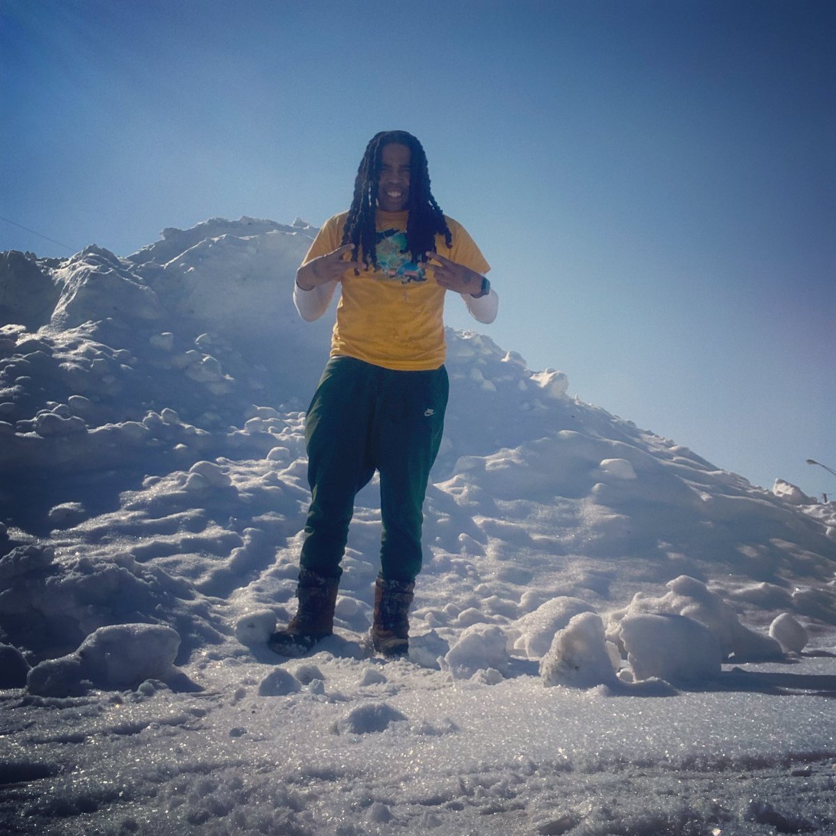 Jackomotivation's tweet image. #Imbuiltforthis #truckerlife