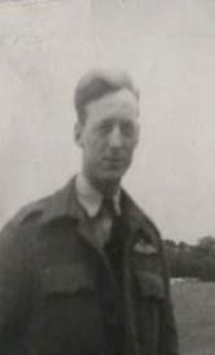 NortholtWOSM's tweet photo. Sad news...Former wartime spitfire pilot and Mess member Ron Farmborough sadly passed away last week. RIP. #blueskies https://t.co/dglhpfsSkk