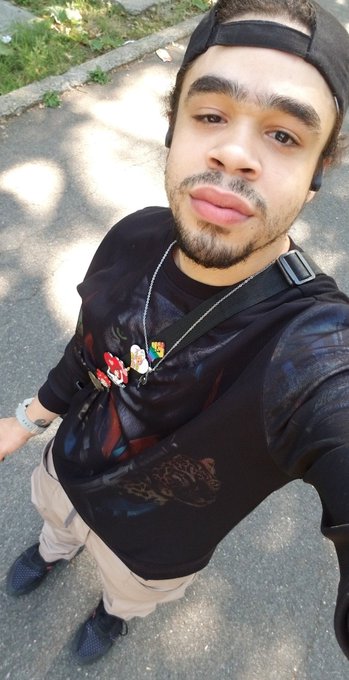 🤷. This cus I'm bored tbh. https://t.co/jbeRyGlMOW<a href="/tag/dragula"class="tags"><span>#dragula</span></a>