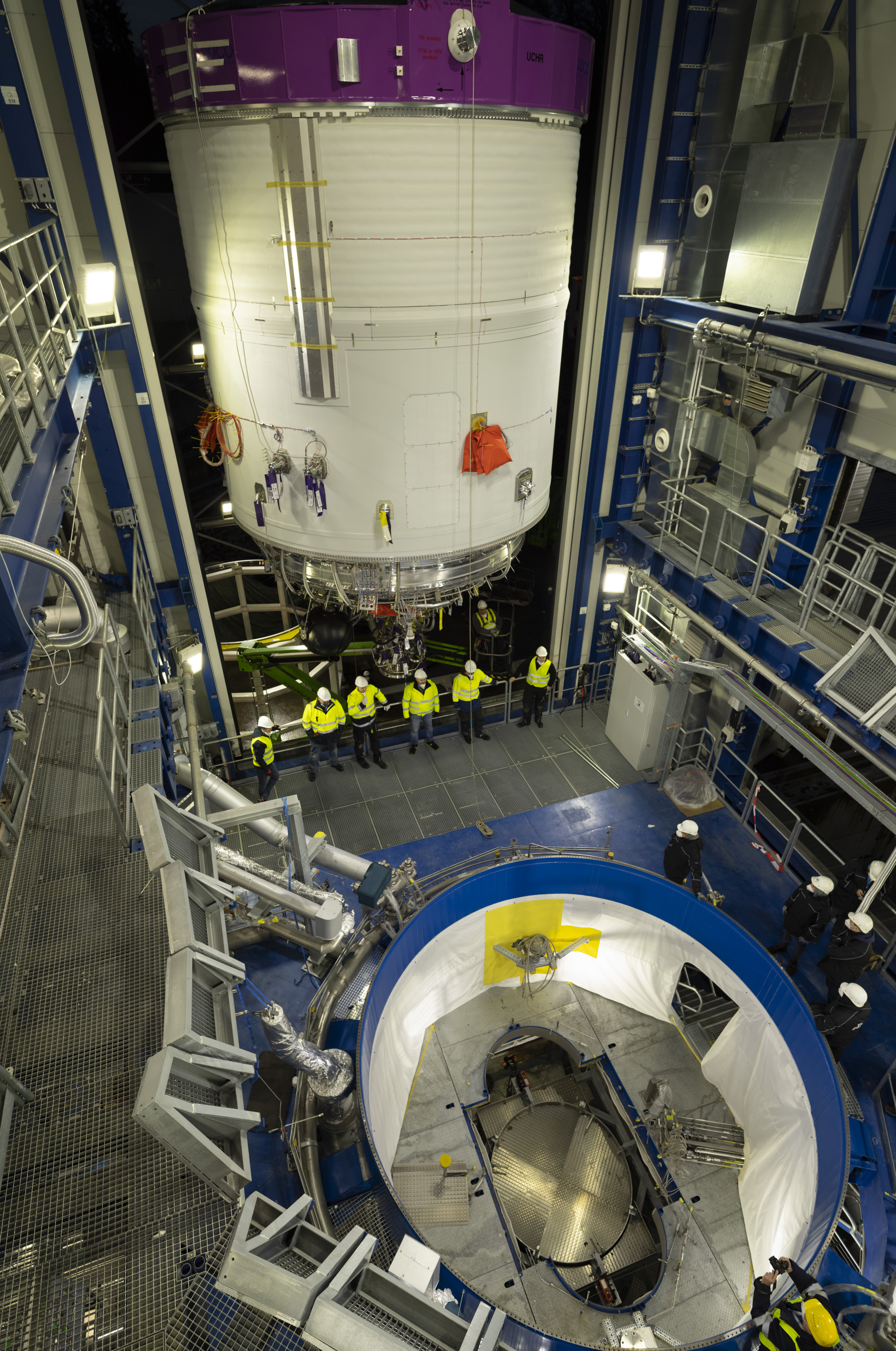 Ariane 6 - Le nouveau lanceur (3/3) - Page 18 EuhB2ijXAAgu_xh?format=jpg&name=4096x4096