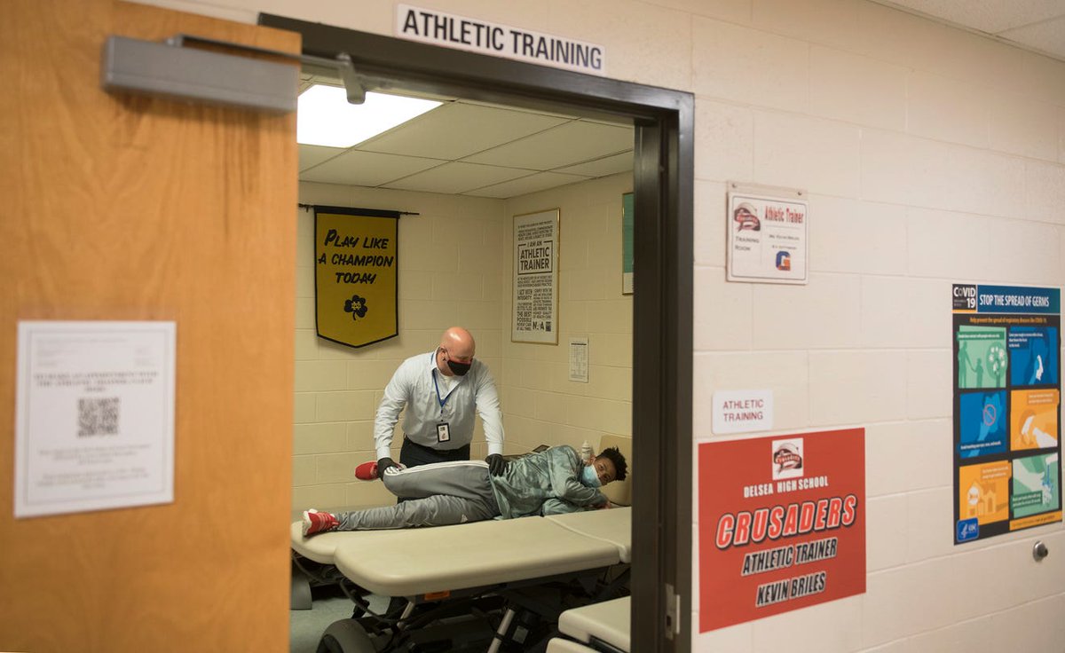 South Jersey's high school athletic trainers take on more roles in COVID era W/Video by @ChrisLaChall @delseaathletics @kbriles @Colls_HS @easternviking @caseychristyatc @RHSRamsATC @TBoltAthletics @pdrtrainer courierpostonline.com/story/news/202… via @cpsj