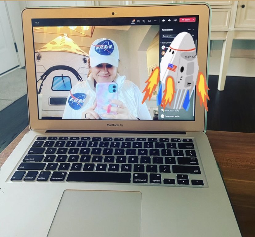 I love a good theme day, and these 3rd graders are pumped too! #CountdownToMars