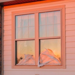 can't get over youstop joking about it and get over your ex, they already did it with you. you have a weird sense of humor but it’s fun to be around you. please stop dyeing your hair every time you have a crisis