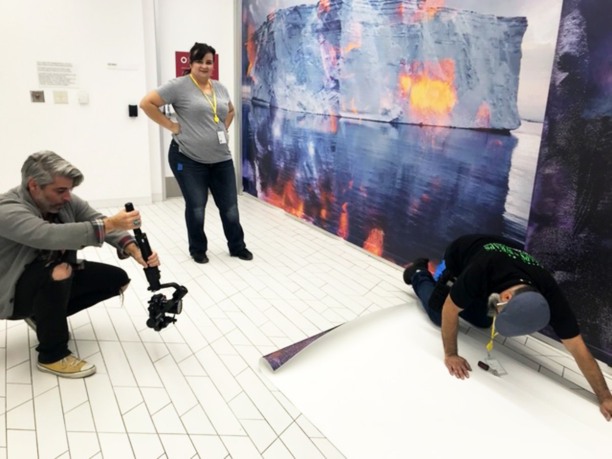 tabithasoren's tweet image. #Thursdaythrowback to the installation of my FBAir residency commission. I was in such good hands! Thank you to lead installer/magician Amado from @DigitalFusionMedia as well as curator/artist @KristinFarr! 

.
.
.
#fbairprogram #downtownsanfrancisco #largescale #surfacetension