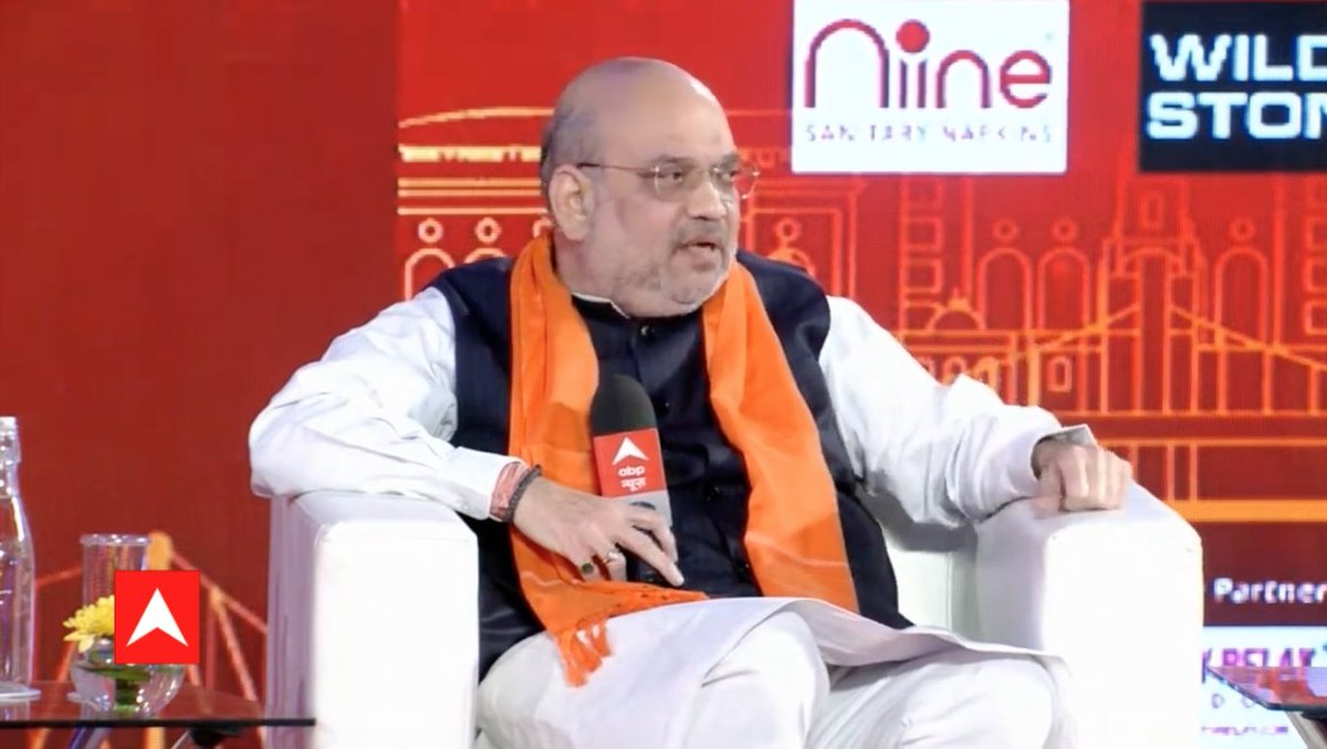 BJP4India's tweet photo. हम सकारात्मकता के साथ बंगाल की जनता के बीच जा रहे हैं।

हम विकास और सोनार बांग्ला के एजेंडा के साथ जा रहे हैं।

- श्री @AmitShah 

#AmitShahInBengal https://t.co/2ANSH7RkLP