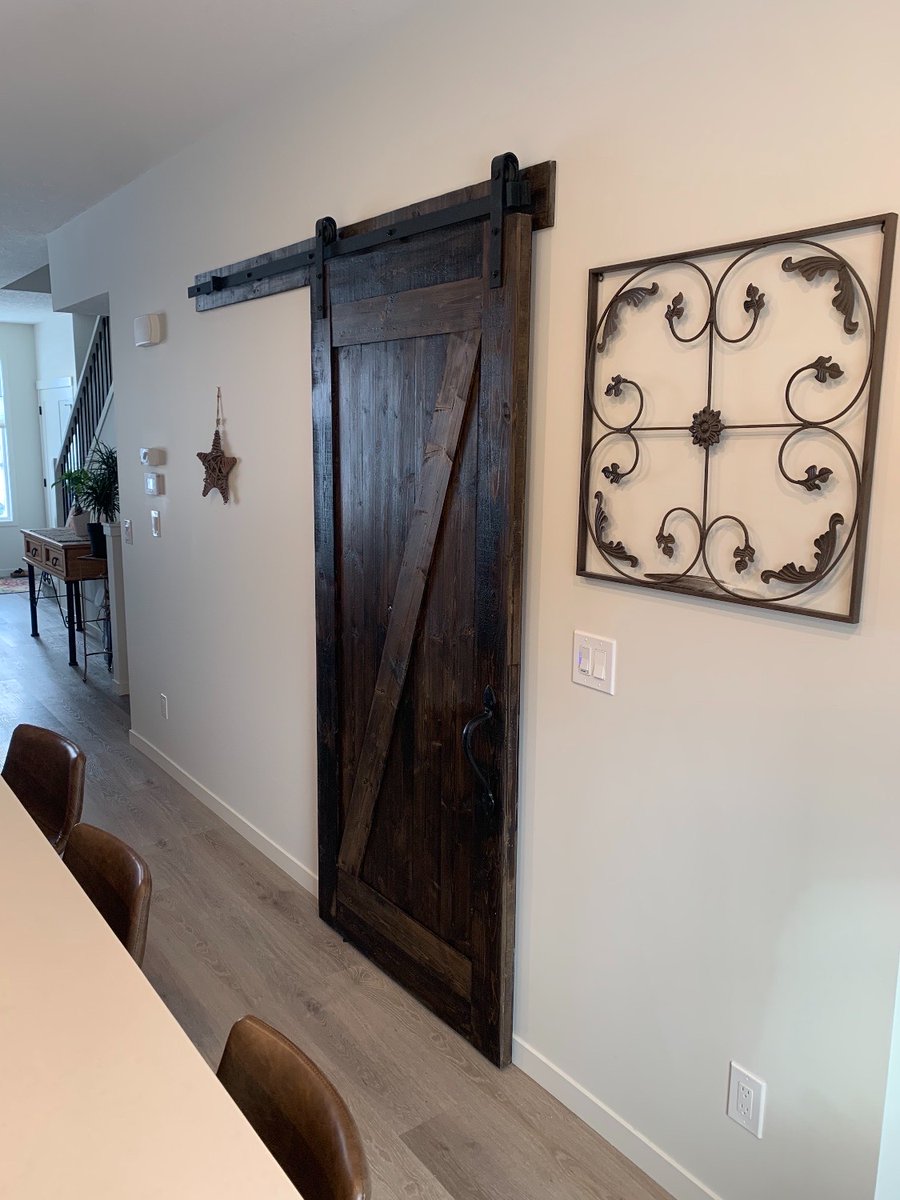 2birdsfurniture's tweet photo. Pantry door perfection 
.
Style: Mid Century
Finish: Dark Walnut
.
.
.
#reclaimed #reclaimedwood #slidingdoor #door #barndoor #doors #interiordoor #kitchen #kitchenideas #designidea #yyc #newhome #yycbuilt #yycdesign #designideas #install #homebuilder #custom #pantry #pantrydoor https://t.co/e7ipGFBpLX