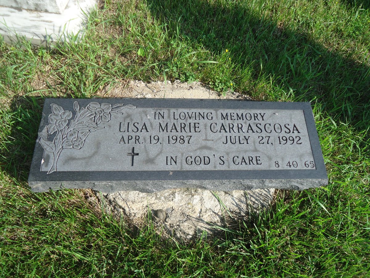 Pls #Retweet: Save the #VillageAIDSMemorial! For little Lisa Carrascosa, a 5 year old girl who died of AIDS buried in the #Bronx. #LittleLisa is the youngest person on this memorial. Pls sign the #petition! First AIDS Memorial in NYC in danger #PerseveranceRover #CountdownToMars