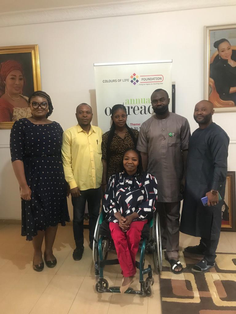 OgoloDickson's tweet photo. Facilitation of COLOURS OF LIFE FOUNDATION (CLF)  Staff and Volunteers Training held today in Abuja
Topic: Child and Vulnerable Adult Protection 
The Aim of the Training is to create a safety environment for children and Vulnerable Adult served by Staff and Volunteers https://t.co/NSu5DLfAMa