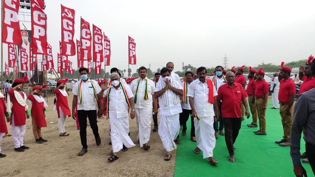 ereswaranoffl's tweet image. இன்று மதுரை, வண்டியூரில் நடைபெற்ற இந்திய கம்யூனிஸ்ட் கட்சியின் மாநாட்டில் கலந்து கொண்டு உரையாற்றினேன்.!

#Madurai