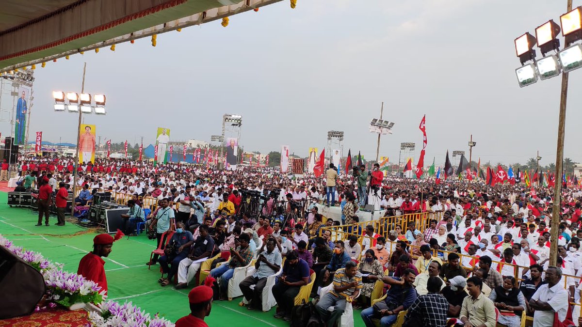 ereswaranoffl's tweet image. இன்று மதுரை, வண்டியூரில் நடைபெற்ற இந்திய கம்யூனிஸ்ட் கட்சியின் மாநாட்டில் கலந்து கொண்டு உரையாற்றினேன்.!

#Madurai