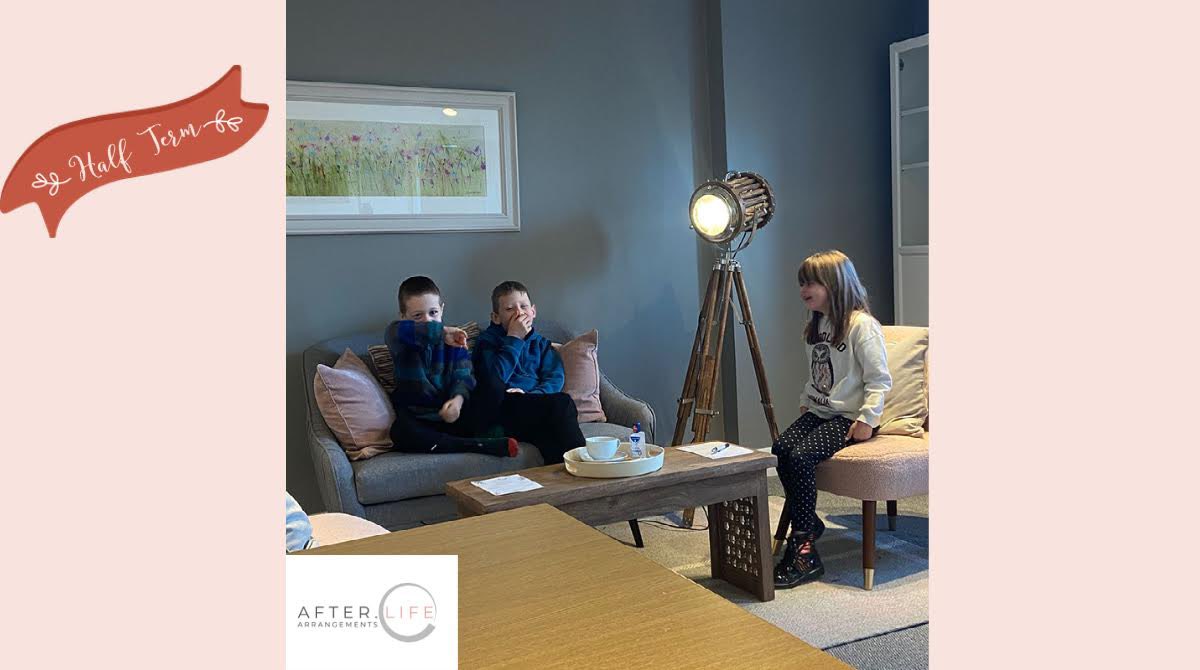 ALArrangements's tweet photo. Half term

This week it’s Half Term &amp; my kids have been coming to the office with me... 

We are an independent small family-run business and we all know that sometimes it’s all hands on deck. They were a great help, however the thought of Mummy as “BOSS” is clearly very comical. https://t.co/d4eXQ3yR5w